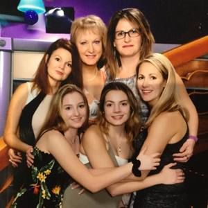 Meet your Posher, Linda